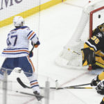 McDavid scores twice, Oilers blast reeling Crosby, Pens 7-2