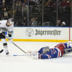 Rangers end 4-game slide with 5-2 win over Kings
