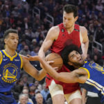 Poole, Thompson rally Warriors back to beat Blazers 123-105