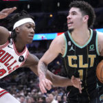 Dosunmu, White lead way as Bulls beat Hornets 114-98