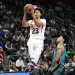 Ayton has 31 points and 16 rebounds, Suns beat Pistons