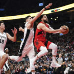 Siakam scores 37, Raptors hand Spurs 10th straight loss