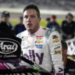 Bowman, Larson give Hendrick sweep of front row at Daytona