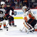 Gibson stops 50 shots as Ducks top Hurricanes