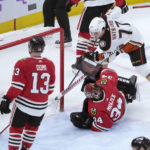 Vatrano's OT goal lifts Ducks over Blackhawks 3-2