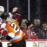 Mercer extends goal streak to 6 games, Devils roll Flyers