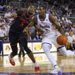 No. 1 Houston tops East Carolina to claim outright AAC title