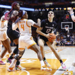 Zia Cooke, unbeaten No. 1 South Carolina women top Tennessee