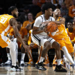 Vandy stuns No. 6 Tennessee on Lawrence's buzzer-beating 3