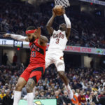 Mitchell scores 35 points, Cavaliers rout Raptors 118-93
