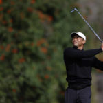 Homa feeling at home and leads at Riviera as Tiger makes cut