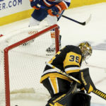 Islanders rally in the third for 4-2 win over Penguins