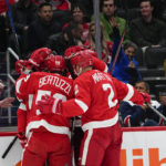 Red Wings beat Capitals 3-1 for 6th win in 7 games
