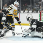 Kempe has 4 goals, Copley posts shutout as Kings blank Pens