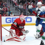 Larkin, Berggren score 2 goals apiece, Wings down Canucks