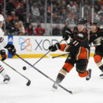 Ducks snap Blackhawks' 5-game win streak with 4-2 victory