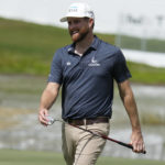 Suh leads, Kirk fires a 62 in 2nd round of Honda Classic