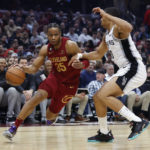 Mitchell scores 41 as Cavs hand Spurs 13th straight loss