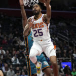 Ayton has 31 points and 16 rebounds, Suns beat Pistons
