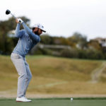 Homa feeling at home and leads at Riviera as Tiger makes cut