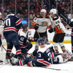 Ducks end 6-game skid, hand Capitals 6th consecutive loss