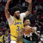 Blazers hit 23 3-pointers, beat LeBron-less Lakers 127-115