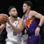 Ayton has 35, Suns hold off Thomas, Nets in Booker's return