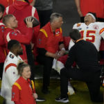 Chiefs' Mahomes comes up limping in first half of Super Bowl