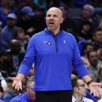 Mavs hang on after Doncic hurt, hand Pels 10th straight loss