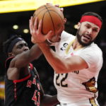 Poeltl has career-high 18 rebounds, Raptors beat Pelicans