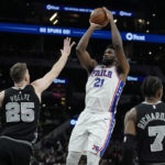 Embiid's double-double keys 76ers as Spurs drop 8th straight