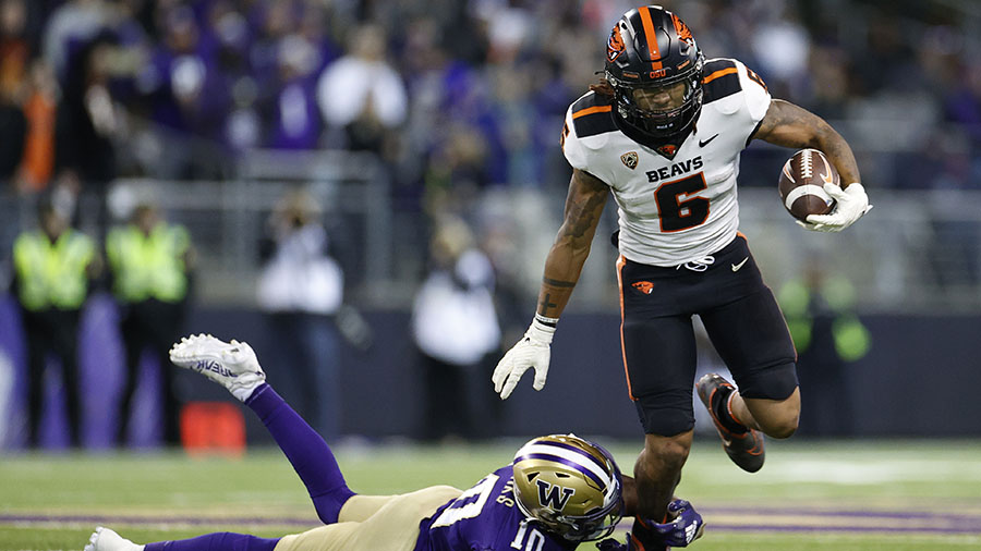 UW Huskies Oregon State Damien Martinez...
