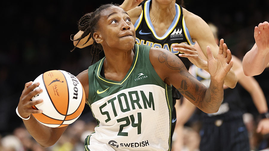 Seattle Storm Jewell Loyd...