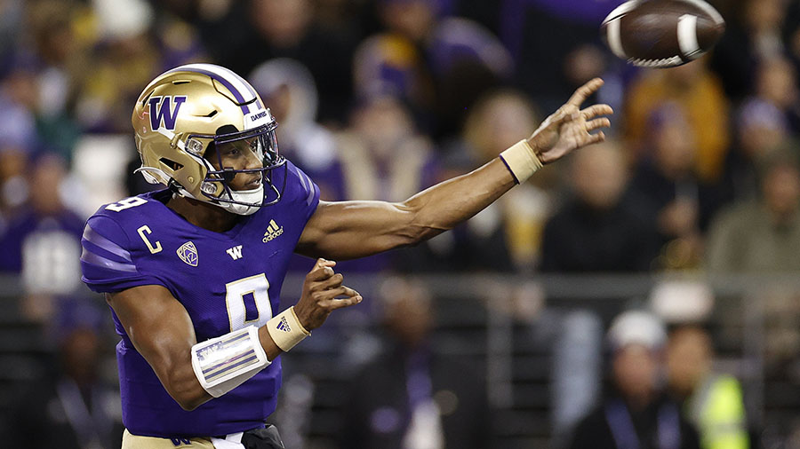 UW Huskies Michael Penix...