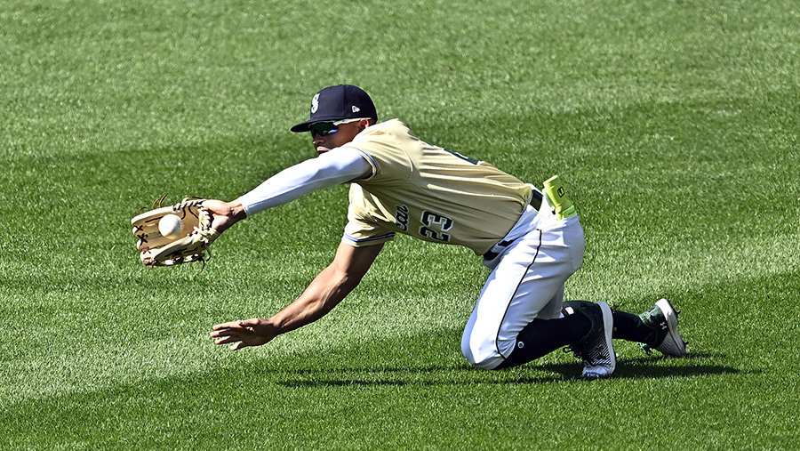 Seattle Mariners Jonatan Clase...