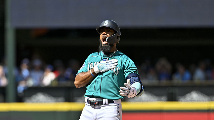 Seattle Mariners Teoscar Hernández...
