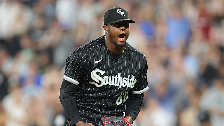 Seattle Mariners Gregory Santos...