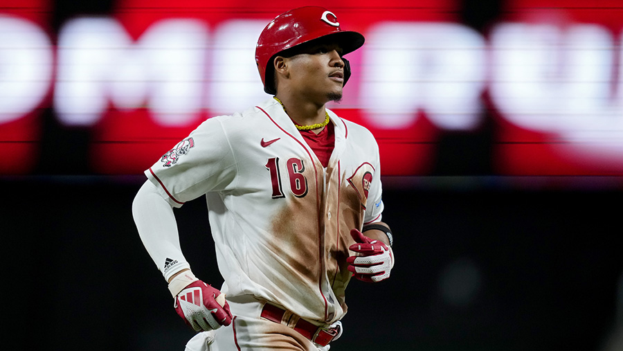 Seattle Mariners Noelvi Marte Reds suspended...