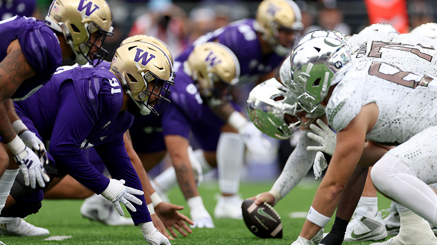 UW Huskies Oregon college football 2 minute warning...