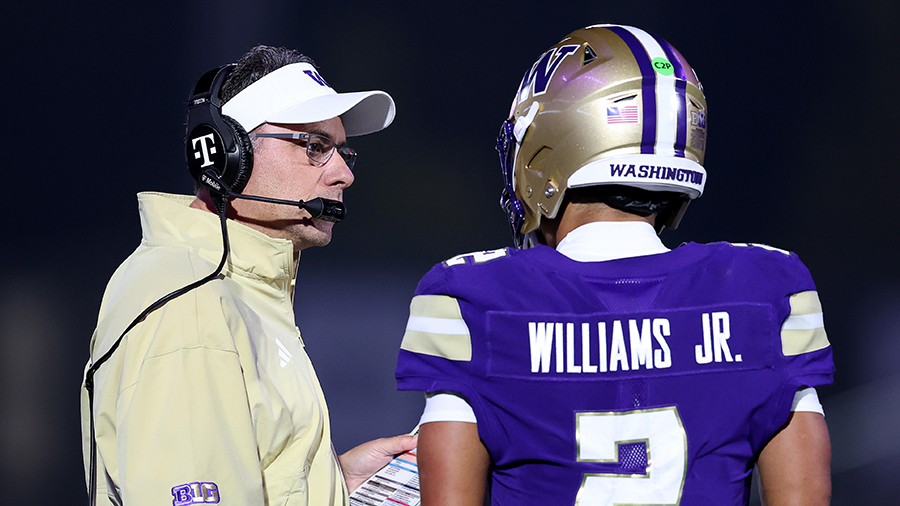 UW Huskies Jedd Fisch Demond Williams Jr. before 2025 game...